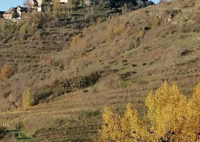 Le Valadin-gite 3 Etoiles Apartment *